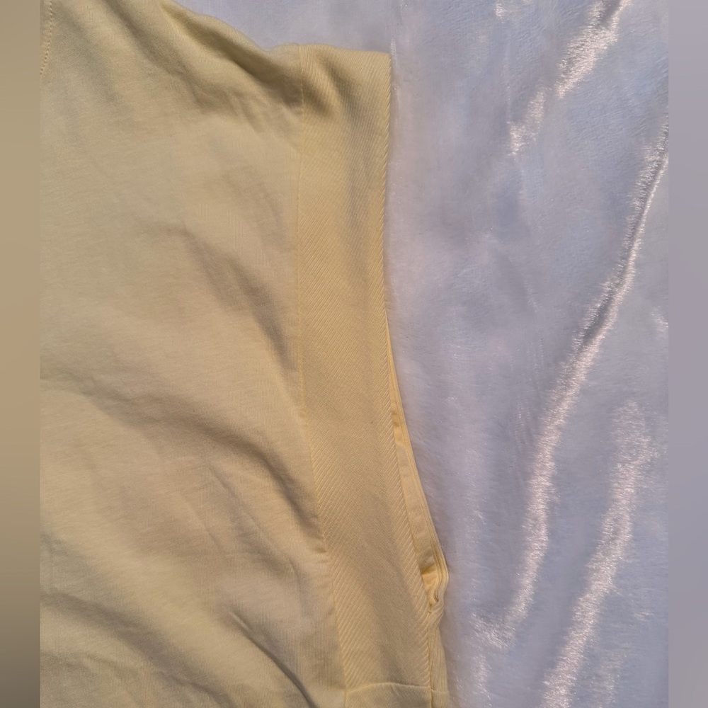 Zara Light Yellow T-Shirt - Picture 3 of 6